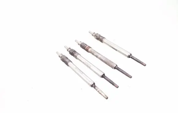 Volkswagen Caddy Glow plug 03L963319A
