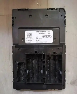 Audi A4 S4 B9 Comfort/convenience module 8W1907063B