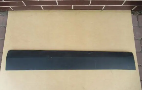 Land Rover Discovery Sport Front door trim (molding) FK7221065