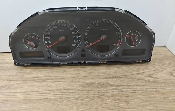 Volvo S80 Speedometer (instrument cluster) 8673262 69294730T 1025423