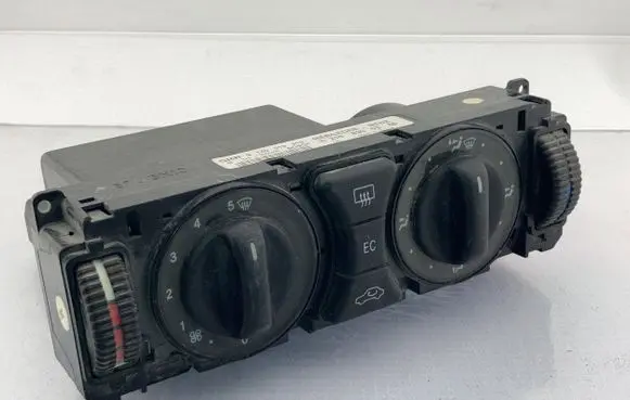 Mercedes-Benz E W210 Climate control unit 2108300385 9140010210