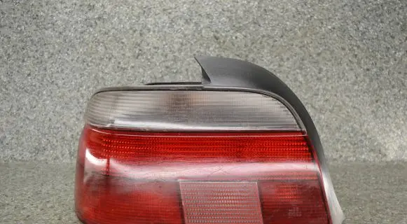 BMW 5 E39 Tail light part 14603300
