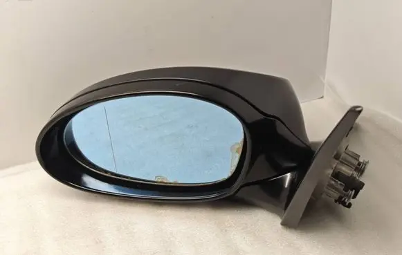 Front door electric wing mirror