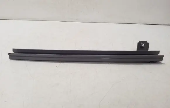 Subaru Impreza VI Front door windshield rail 