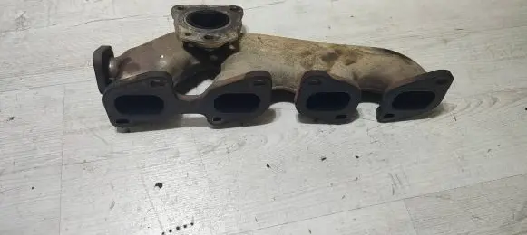 Mercedes-Benz CLA C117 X117 W117 Exhaust manifold 6511400709
