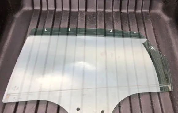 Audi A4 S4 B9 Rear door window glass 8W5845205 43R011025