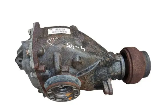 BMW X3 E83 Rear differential 7576286
