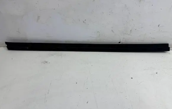 Mercedes-Benz E W238 Rubber seal rear door window/glass A2386706100