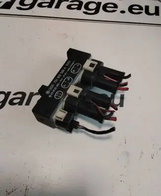 Volkswagen Transporter - Caravelle T4 Coolant fan relay 701919506A 898726000