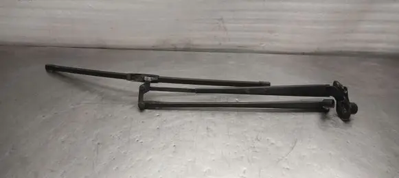 Toyota Yaris Front wiper blade arm 852210D161
