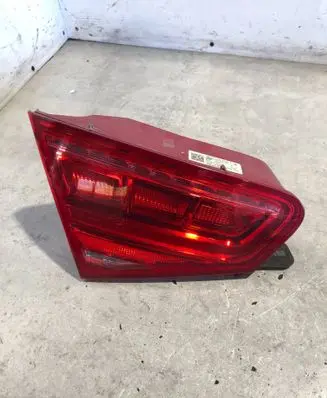 Audi A8 S8 D4 4H Tailgate rear/tail lights 4H0945093