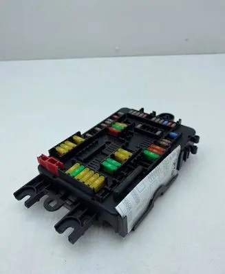 BMW 1 F20 F21 Fuse module 19561000001 9389070