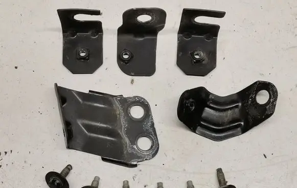 Jaguar XF Fender mounting bracket GX6316E128AB GX6316150AB