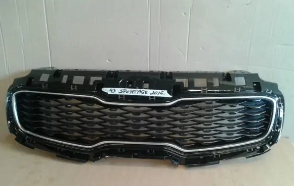 KIA Sportage Front bumper upper radiator grill