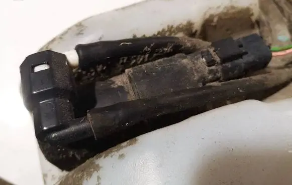 Windscreen/windshield washer pump