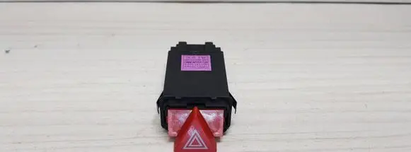 Audi A6 S6 C5 4B Hazard light switch 4B0941509D