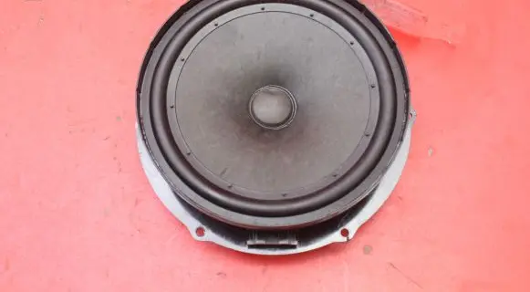 Skoda Superb B6 (3T) Subwoofer speaker 3T0035411A