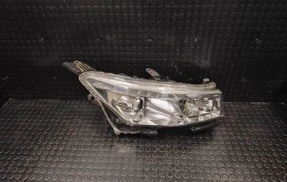Peugeot 4008 Headlight/headlamp