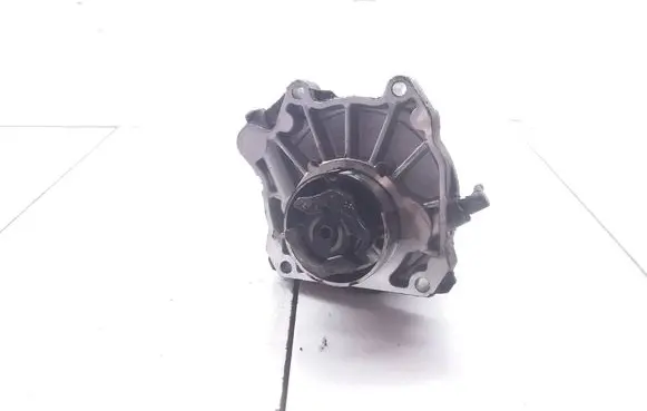 Opel Zafira B Vacuum pump 55188660