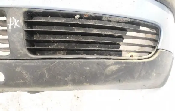 Volkswagen PASSAT B5 Front bumper lower grill