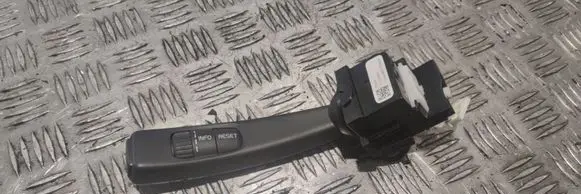 Volvo S60 Indicator stalk 31334647