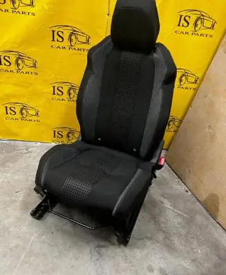 Peugeot 3008 II Front passenger seat 