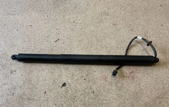 Porsche Macan (95B) Tailgate/trunk strut/damper 95B827851F