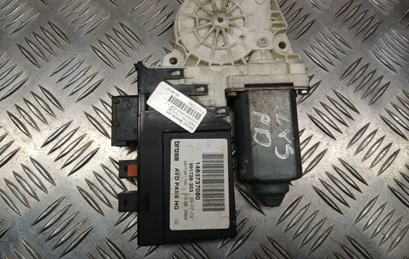 Fiat Ulysse Front door window regulator motor 1488737080