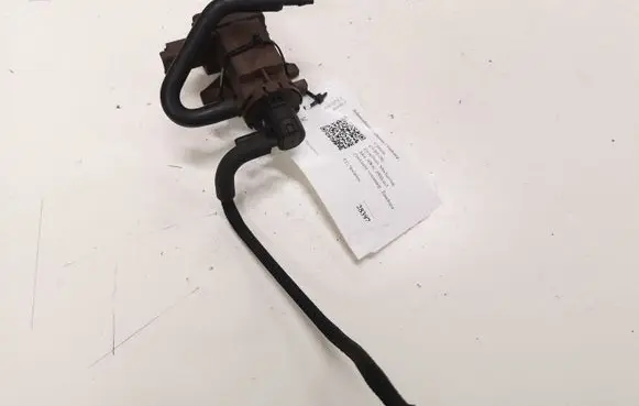 Citroen C5 Turbo solenoid valve 33572092