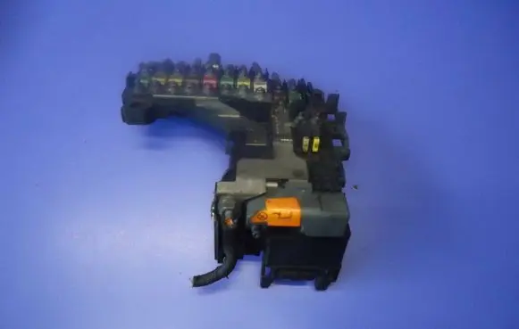 Peugeot 508 Fuse module 9665878080