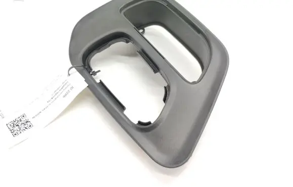 Dodge Challenger Gear shifter surround trim plastic 5RJ51TRMAA