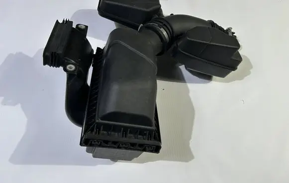 Intake resonator