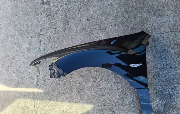 Mazda 6 Fender GS1D52210C