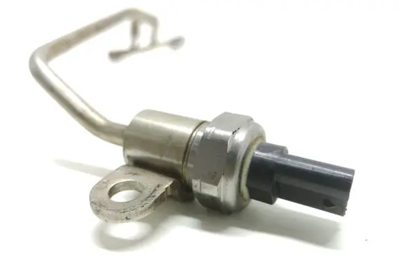 BMW 7 G11 G12 Exhaust gas pressure sensor 8570936