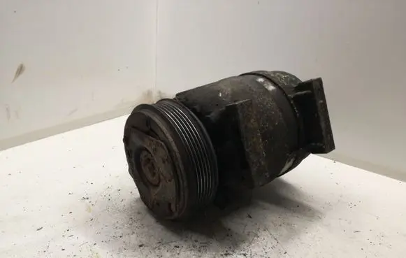 Renault Megane II Air conditioning (A/C) compressor (pump) 051220943