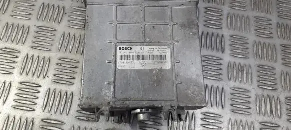 Renault Megane I Engine control unit/module 0281001810 7700109622