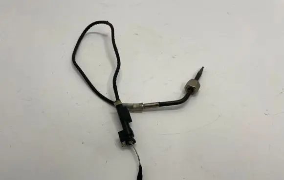 Mercedes-Benz GLA H247 Exhaust gas temperature sensor A0009050312
