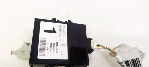 Toyota Auris 150 Door control unit/module 8974102100 89741-02100