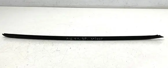 Audi A6 S6 C5 4B Windshield trim