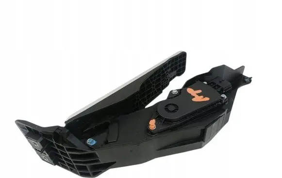 Infiniti Q50 Accelerator throttle pedal 0280755146
