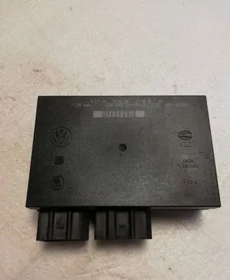 Volkswagen Golf IV Comfort/convenience module 5DK00821400