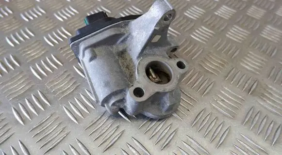 Nissan Qashqai EGR valve 147100789R H8201068965