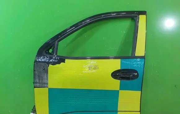 Nissan Navara D23 Front door PRZOD PRAWE
