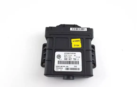 Volkswagen Touareg I Gearbox control unit/module 09D927750J 09D927750