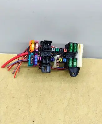 Mercedes-Benz CLK A209 C209 Fuse box set 2035400250 08200505 10400579502