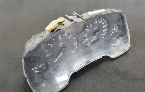 Opel Zafira A Speedometer (instrument cluster)