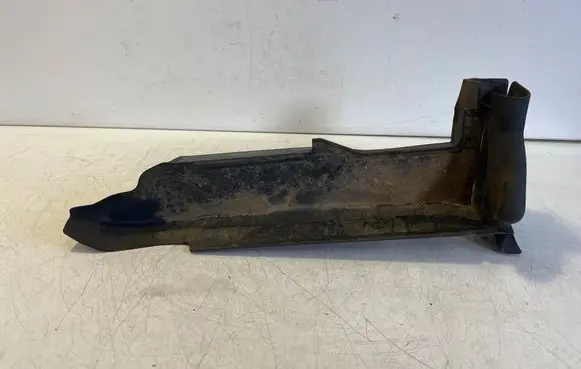 Audi Q2 - Fender end trim 81A821170