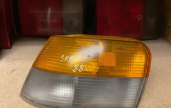Saab 9000 CD Front indicator light 63209R6 7R0163209