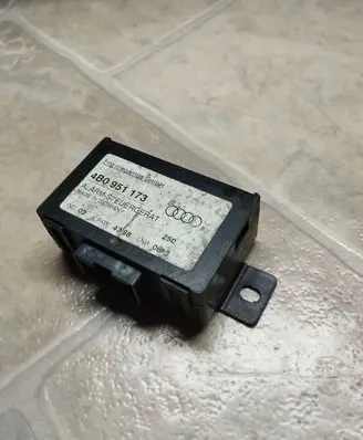Audi A6 S6 C5 4B Alarm control unit/module 4B0951173