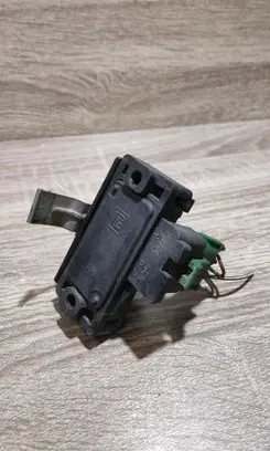 Opel Astra G Air pressure sensor 90225716